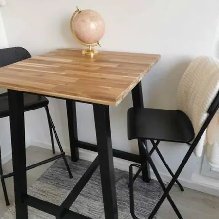 Studio Cosy Et Renove A 2 Pas Gare Centre - Trains Reims
